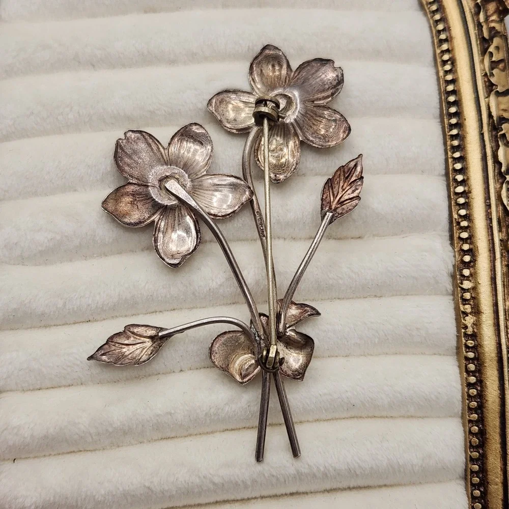 Vintage Sterling Silver Floral Bouquet Brooch 3D Sculpted Flowers Leaf Pin